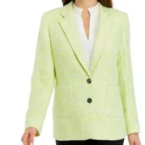 Karl Lagerfeld Paris Single Breasted Tweed Blazer.